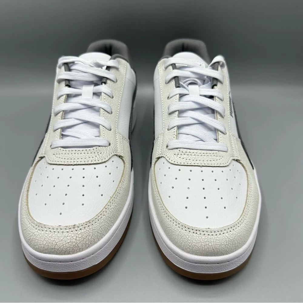 Puma Men's White and Gray faux leather Sneakers Mens size 11